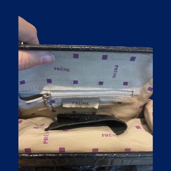 Prune Leather handbag satchel mini bag - Picture 8 of 15